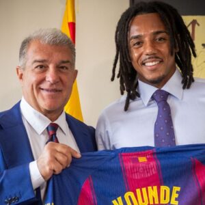 barcelona jules kounde ile 5 yil daha devam dedi wdtpybwm