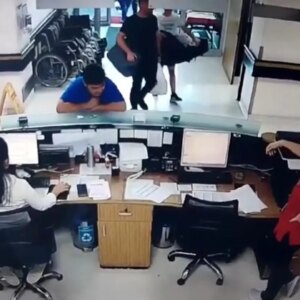 genc hastanede hayatini kaybetti qsiLd56T