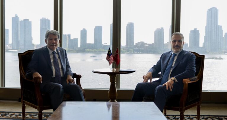 bakan fidan malezyali mevkidasiyla gorustu elmMfWiG