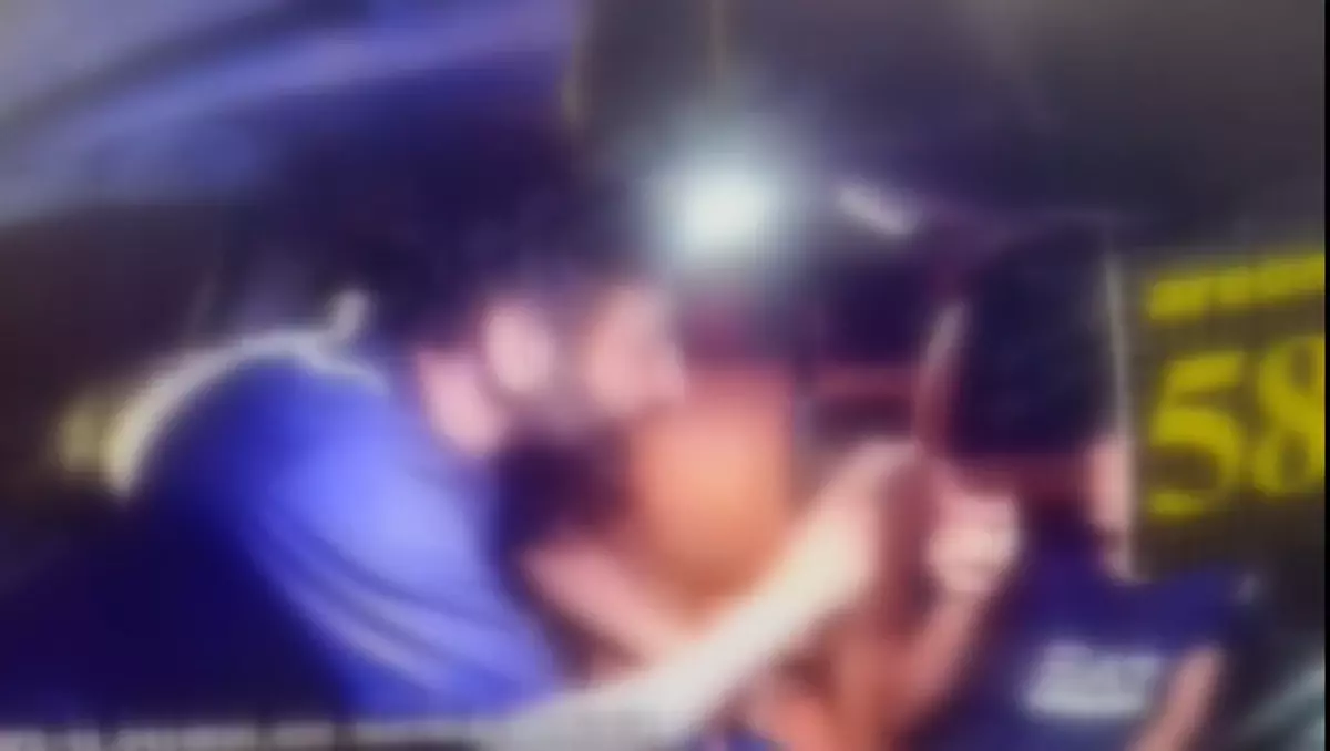 beyoglunda bicakli ihtiyac 16 yasindaki supheli tutuklandi mlL59CFc