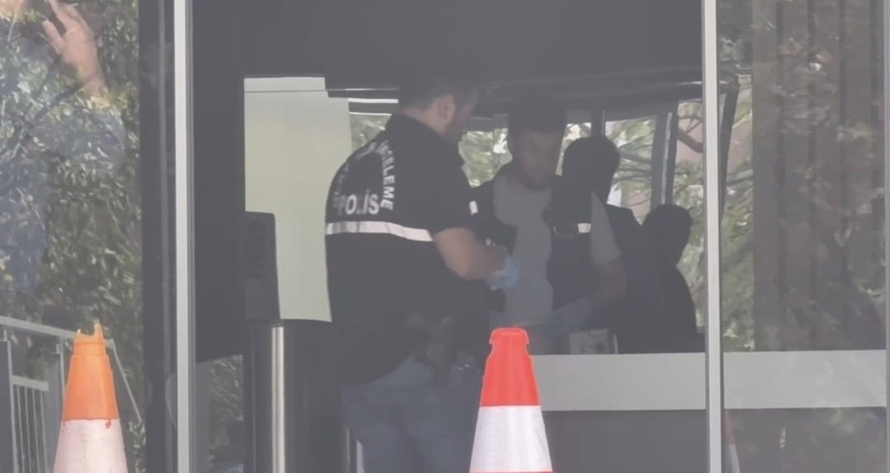 bosanmak isteyen kadini pompali tufekle vurup kacti X7KStMQc