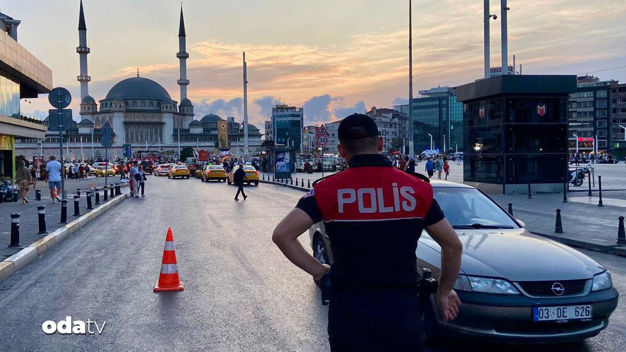 istanbulda asayis uygulamasinda 903 gozalti fE9Q5Zrf