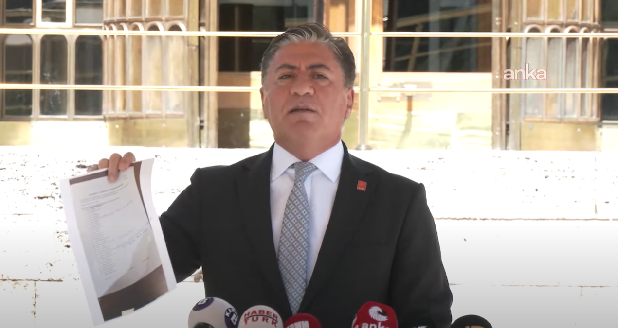 son dakika kayyum heyetinin binaya girmesine izin verdigi 30 kisi belli oldu dikkat ceken gursel tekin ayrintisi j3EQTrls