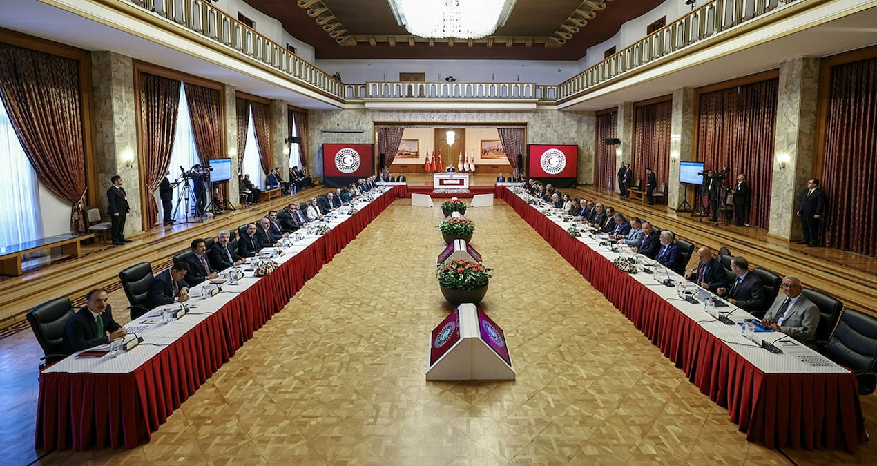 terorsuz turkiye komisyonu toplaniyor iWEbHyxD