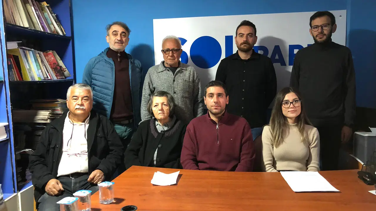 sol parti eskisehirden cagri beylikovayi emperyalistlere teslim etmeyecegiz ZQTACvZj.jpg