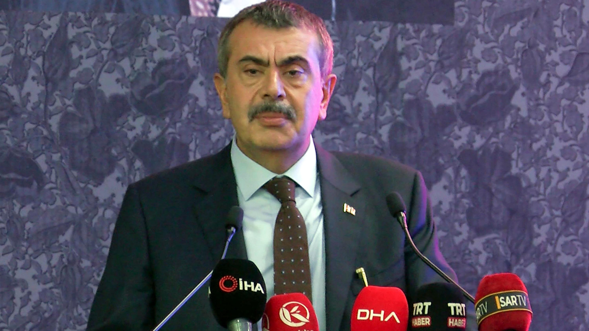 yusuf tekin sinirlamayla okul kayitlarinin kapatildigi uygulamayi hayata gecirecegiz VVhwyUZt.jpg