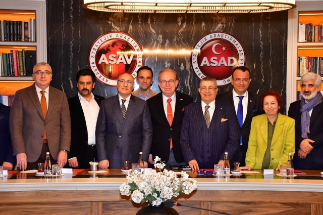 Cihat Yaycı Açıklamalar Yapıyor