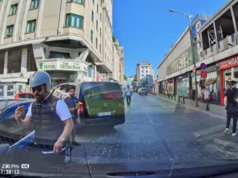 Yol verme tartışmasında tehditler savurdu: ”Boksörüm çeneni kırarım”